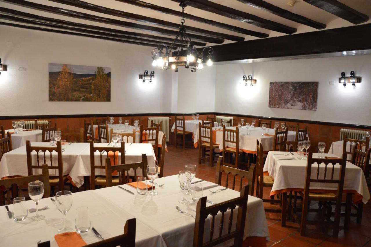 Hostal De Montana La Casa Grande Nogueruelas Exteriör bild