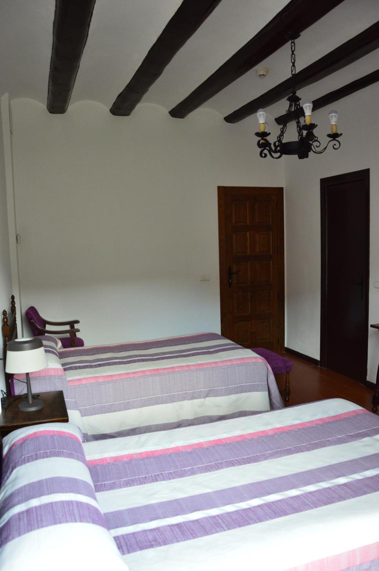 Hostal De Montana La Casa Grande Nogueruelas Rum bild